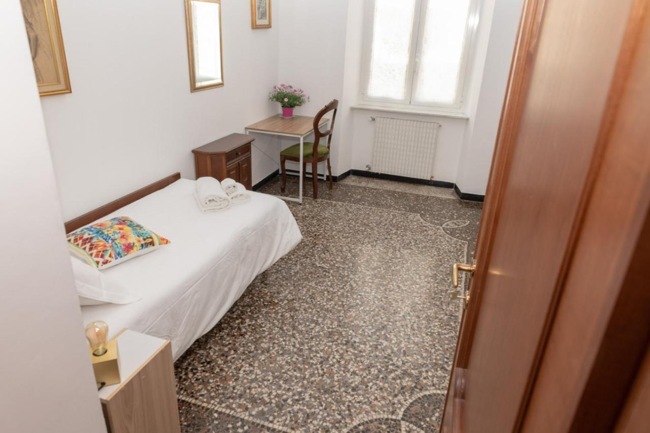 Living Sestri Airport Apartment Генуа Екстериор снимка