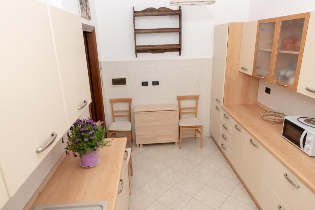 Living Sestri Airport Apartment Генуа Екстериор снимка