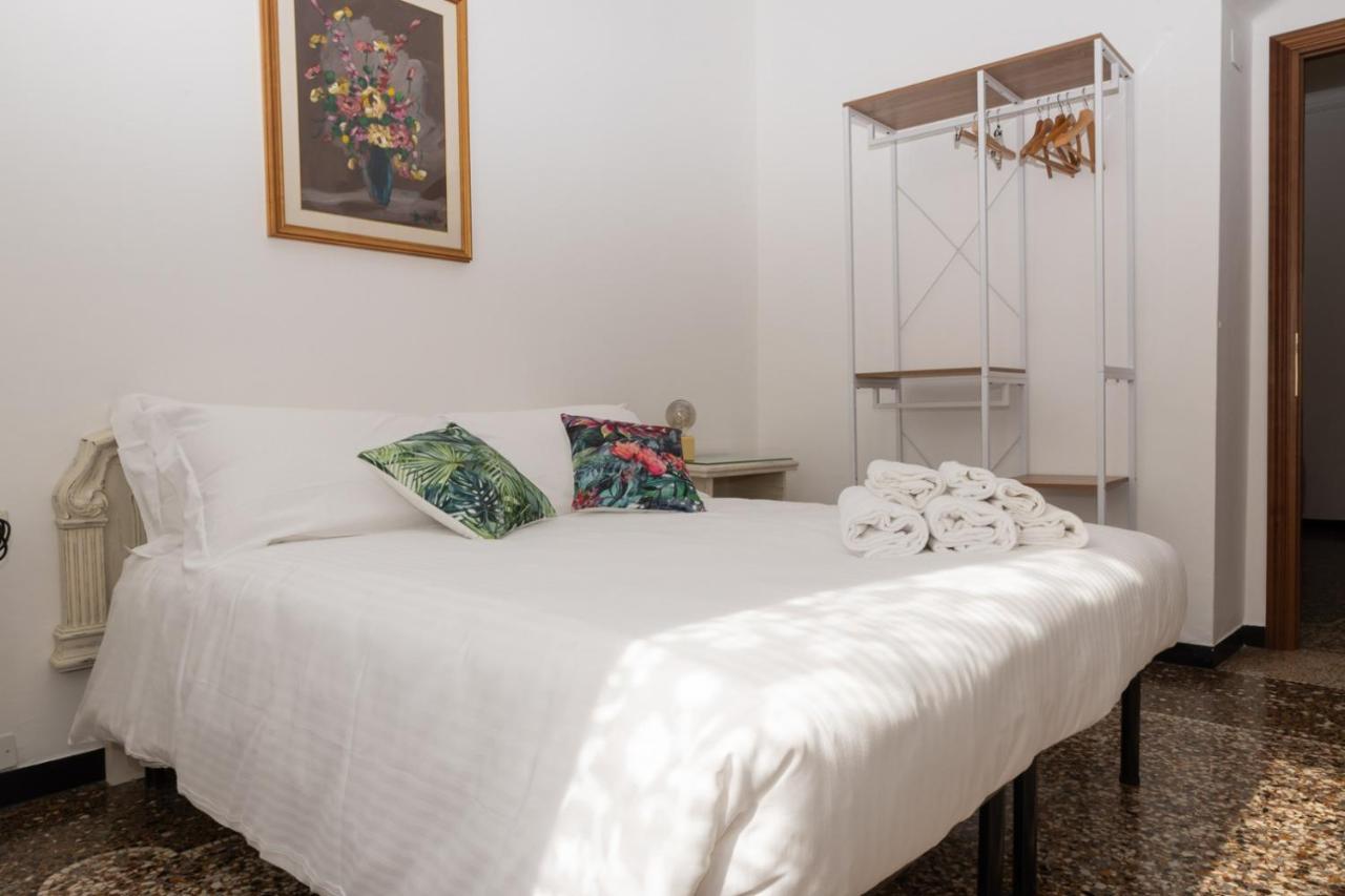 Living Sestri Airport Apartment Генуа Екстериор снимка